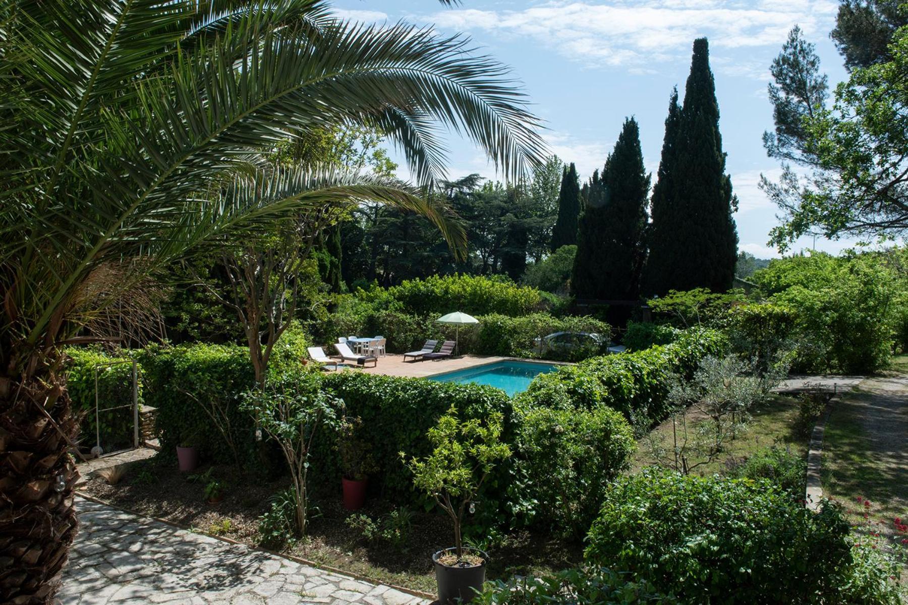Bédarrides La Villa Plaisance - Maison Et Chambres D Hotes A Proximite De Chateaneuf-Du-Pape מראה חיצוני תמונה