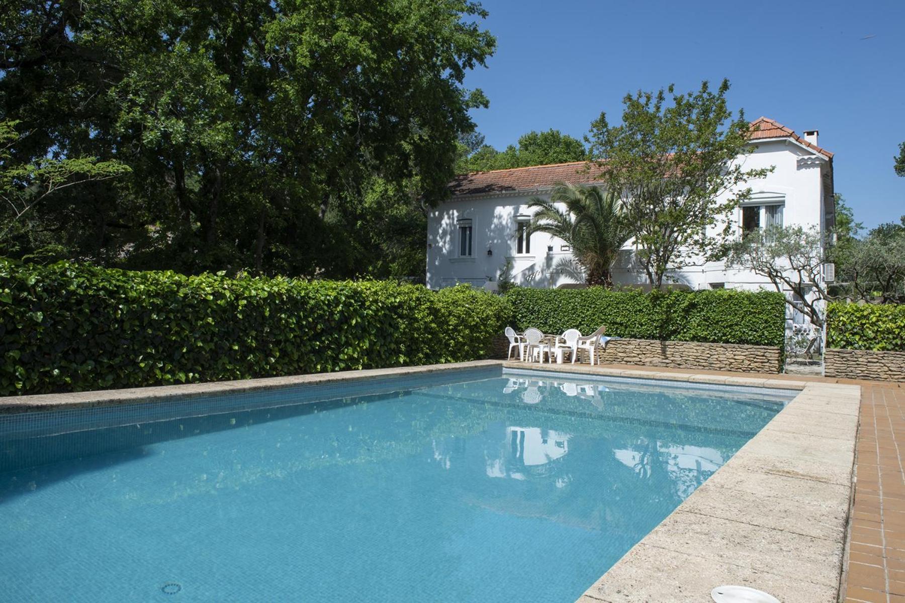 Bédarrides La Villa Plaisance - Maison Et Chambres D Hotes A Proximite De Chateaneuf-Du-Pape מראה חיצוני תמונה